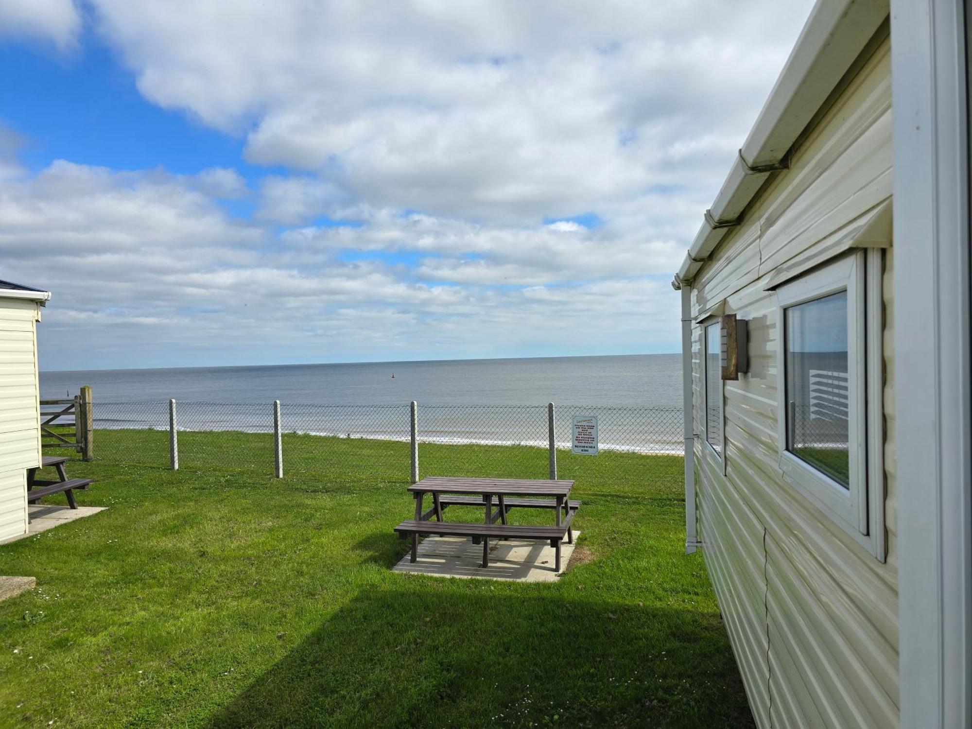 Hotel Castaways Holiday Park Bacton  Exterior foto