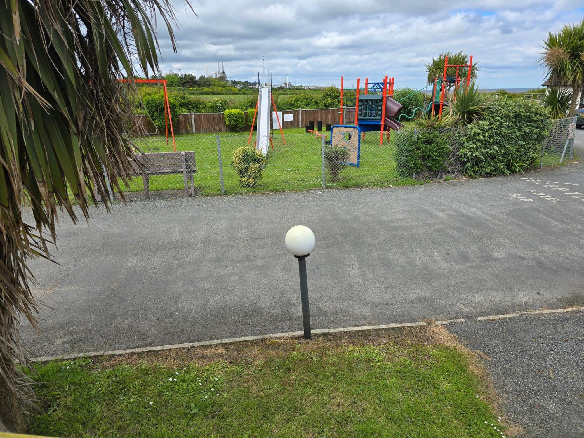 Hotel Castaways Holiday Park Bacton  Exterior foto